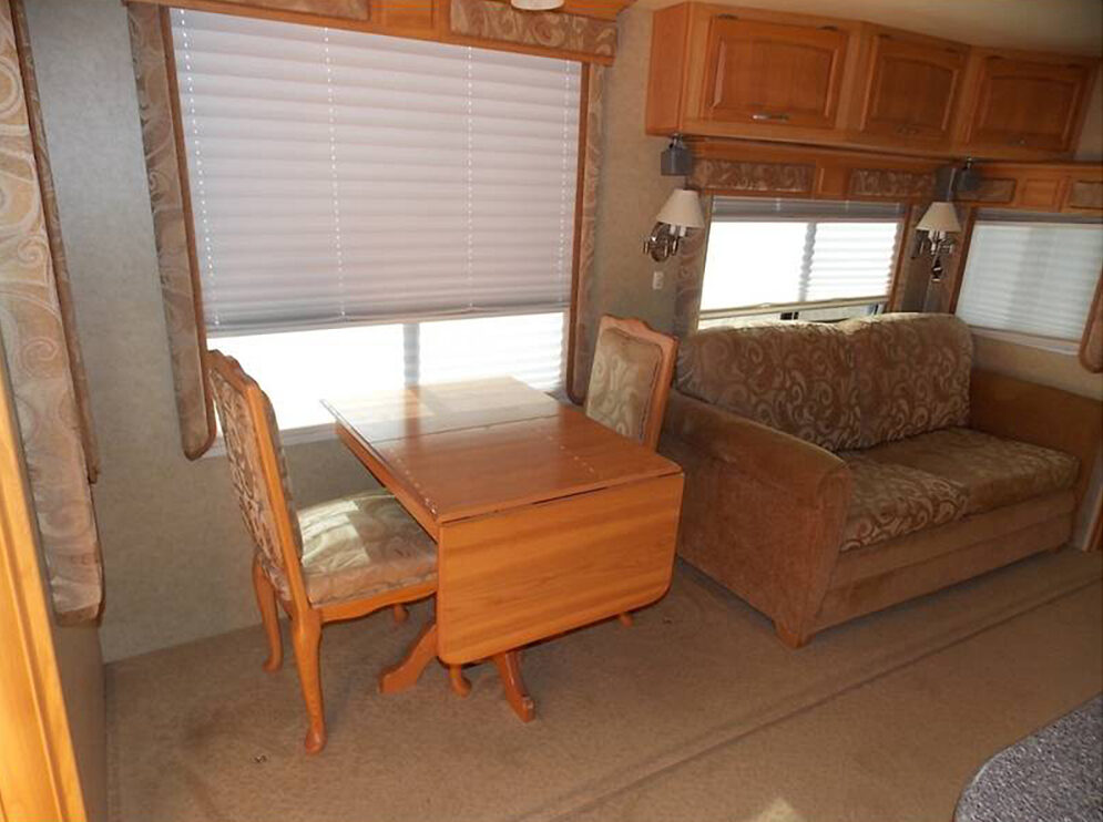 Renovated Holiday Rambler 5th Wheel by @cleverfoxmama