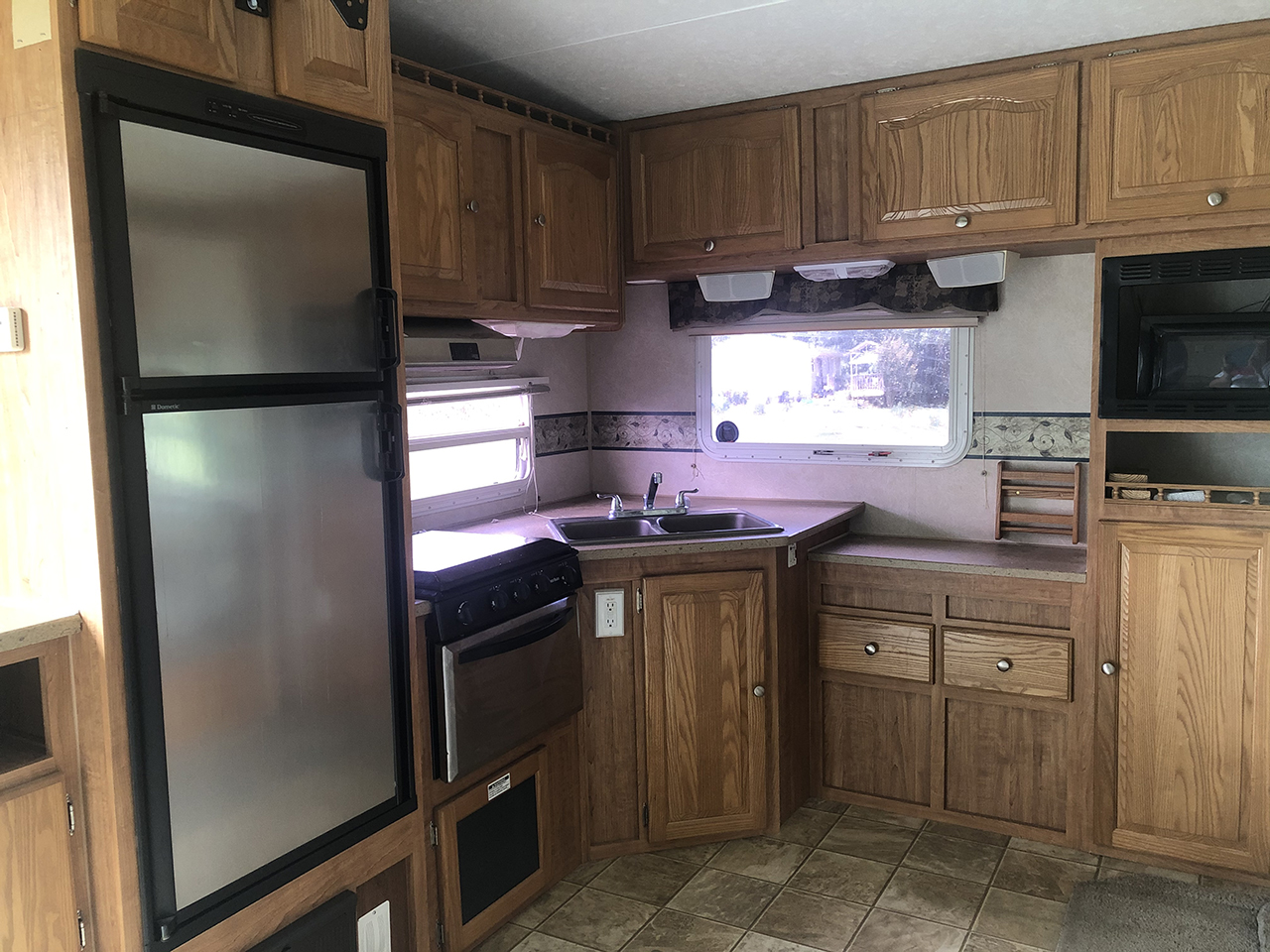 Renovated Forest River Fifth Wheel by @southsidecamper