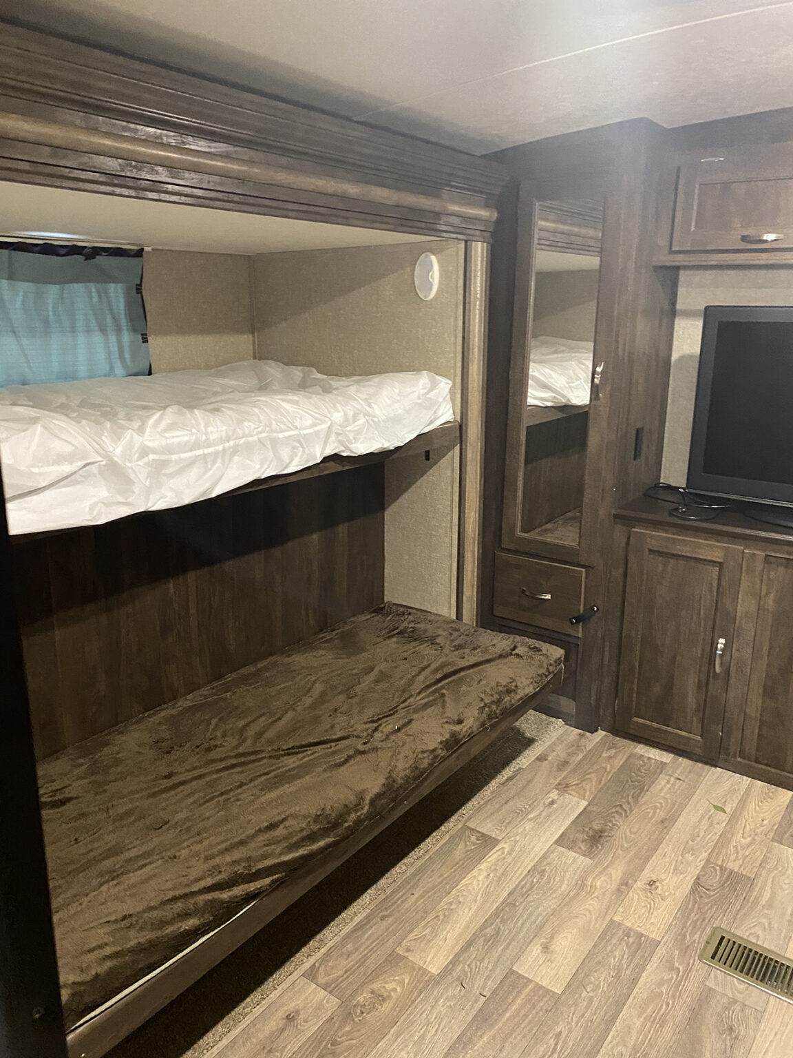 Tour this Family-friendly camper with boho-eclectic vibes