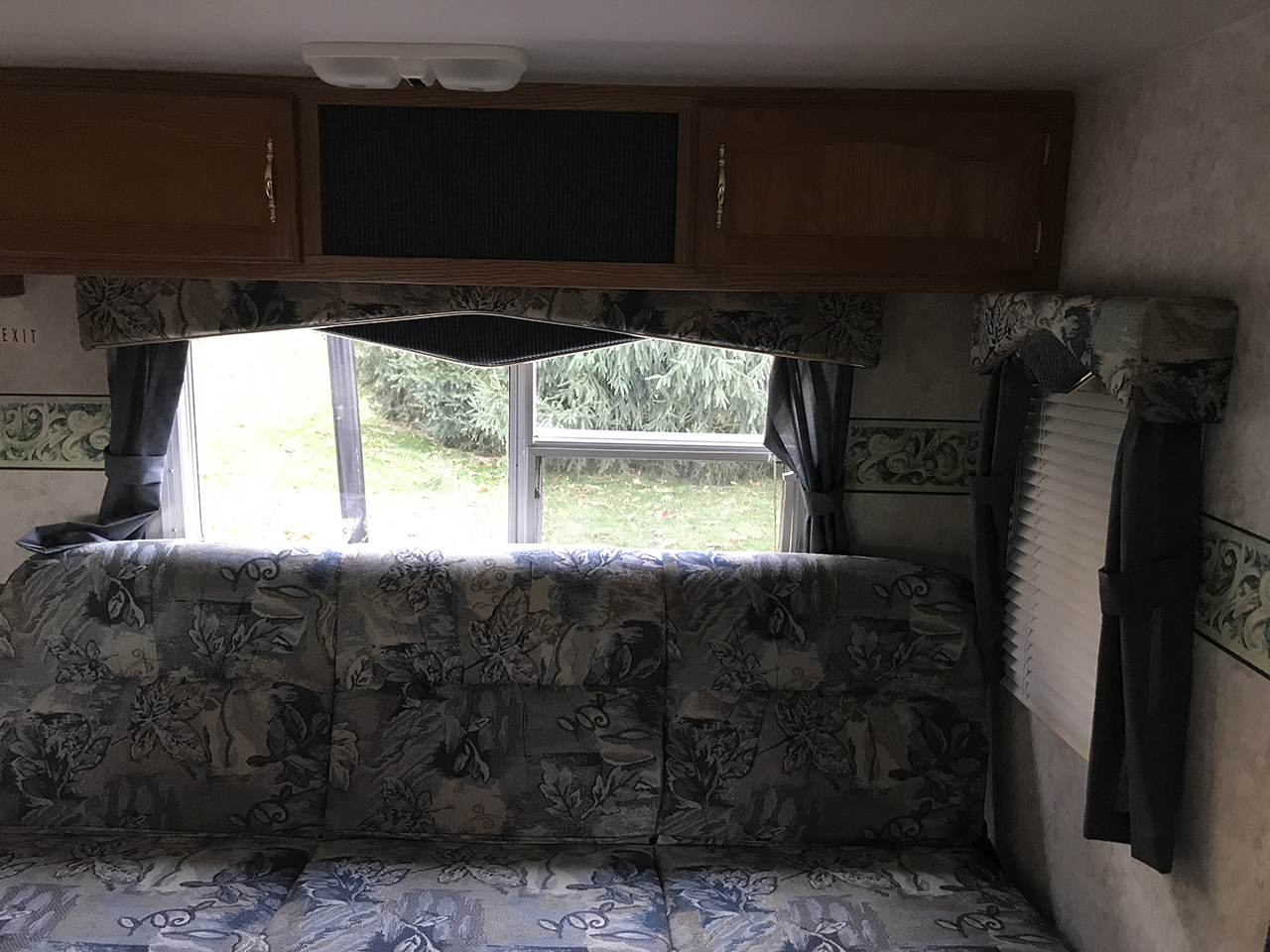 Wildwood Travel Trailer Renovation by @homeonwoodlark