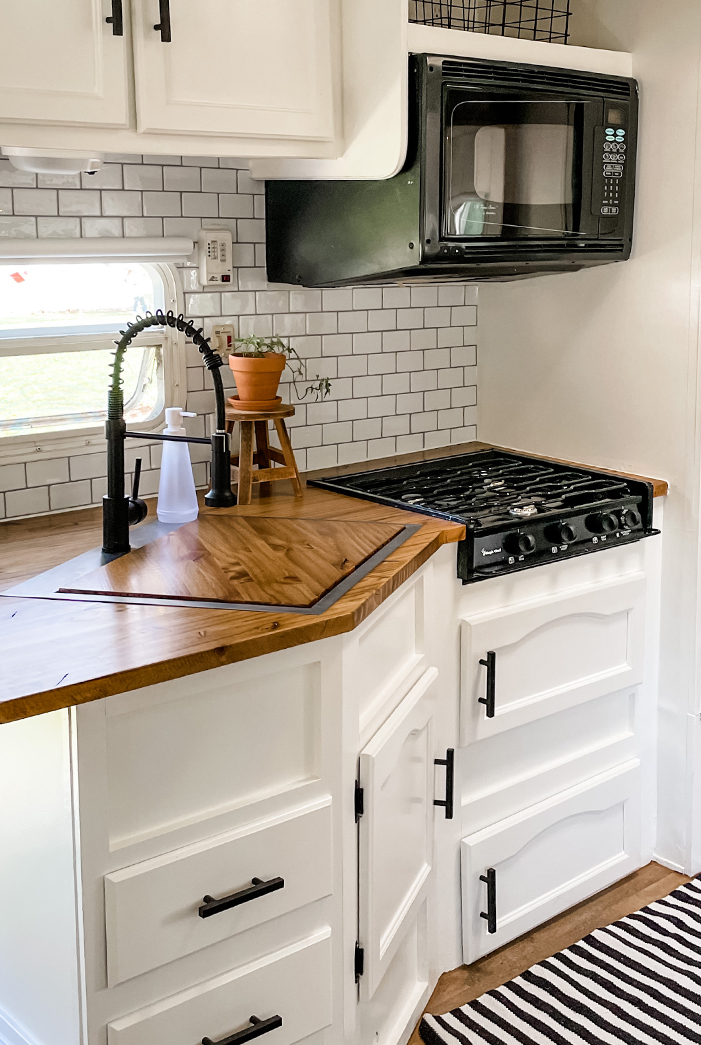 Wildwood Travel Trailer Renovation by @homeonwoodlark