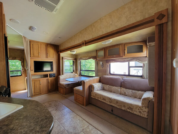 Jayco 5th wheel renovation by @driftless_rv_renovators