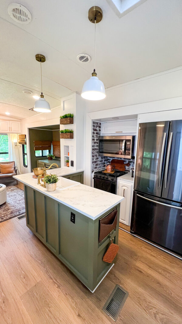 Curated visual reference: Visual Reference: Modern Country Montana Renovation By Dwyerandco