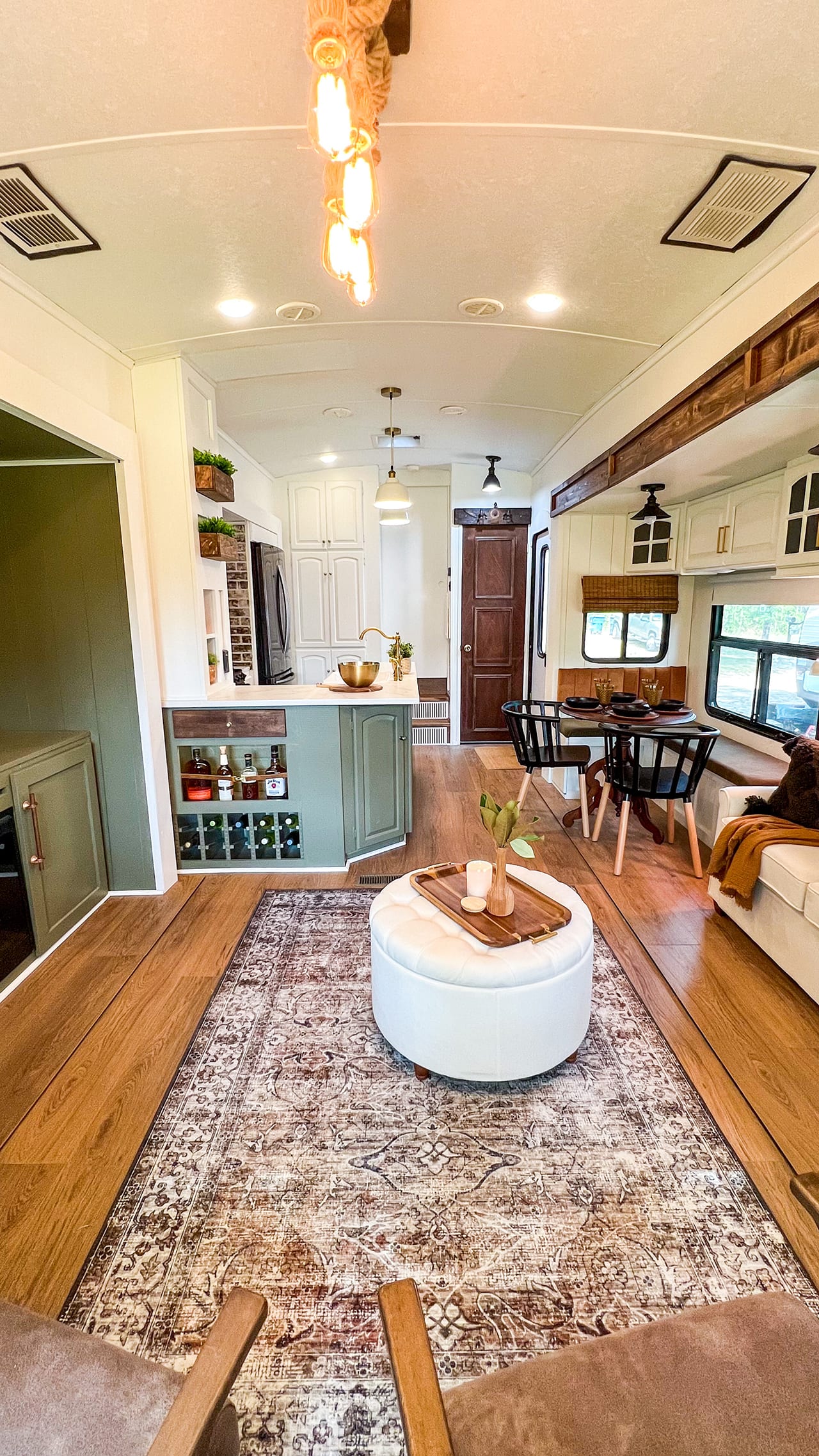 Modern Country Fifth Wheel