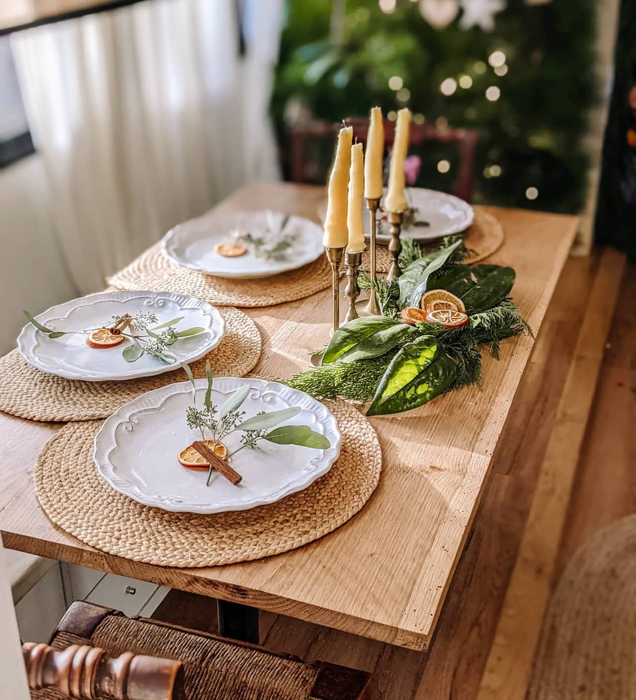 RV Christmas tablescape