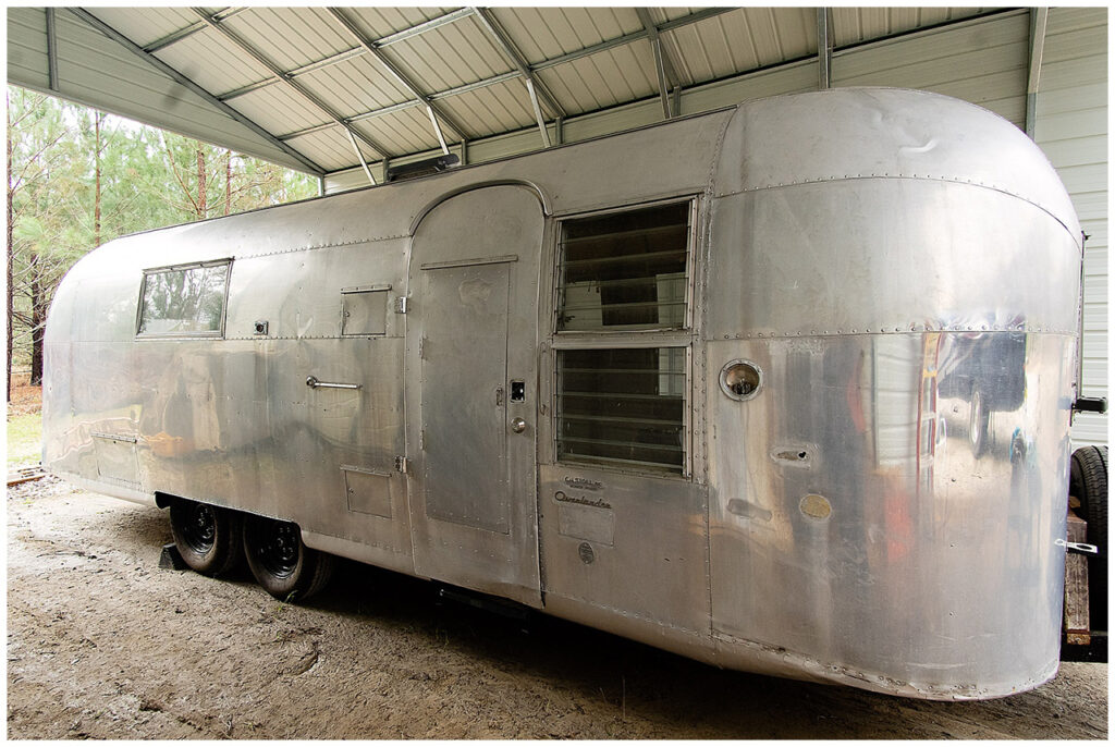 1963 Airstream Overlander before reno