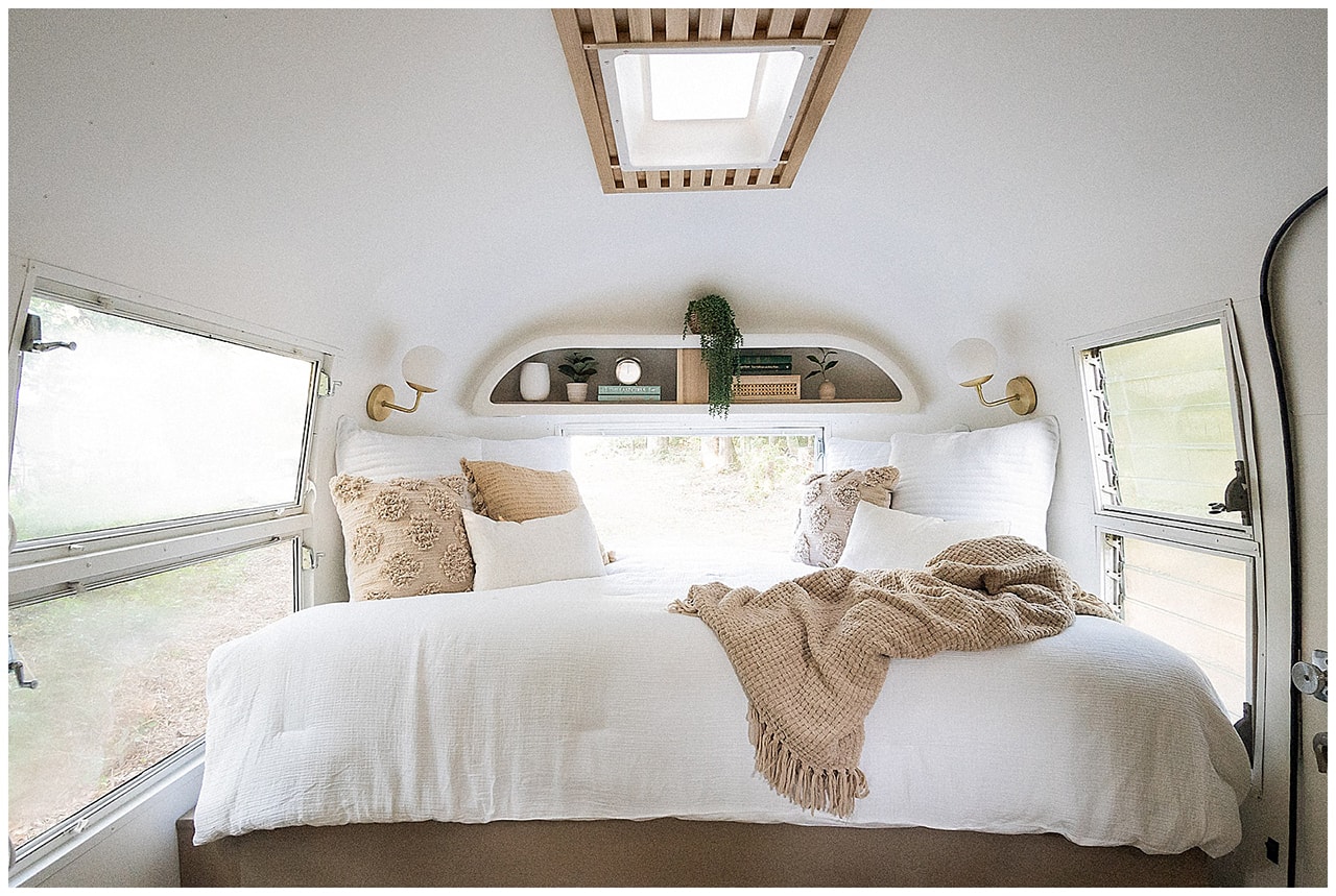 Scandinavian Airstream Bedoom