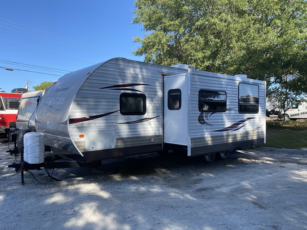 2012 Catalina Coachmen Travel Trailer